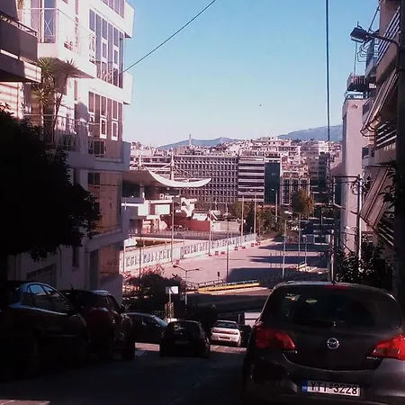 φωτεινό πειραιας Apartmán Pireus